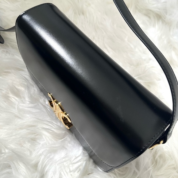 Celine Triomphe Bag - Black Medium Triomphe in Smooth Leather - Picture 5 of 15